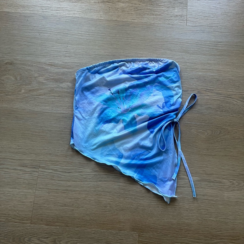 SHEIN Blue Tie-Dye Crop Top